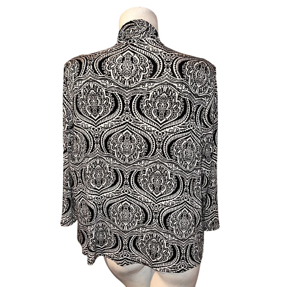 travelers CHICO'S Top Sz L (2) Black Wht Stretch Hem Tie 3/4 Slv Shirt Cover-up - Picture 6 of 7